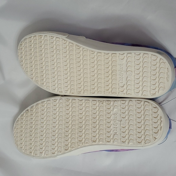 🎉$5 WITH PURCHASE🎉Cat & Jack Sneakers/Shoes, Size 5BB for Kids - Picture 6 of 9